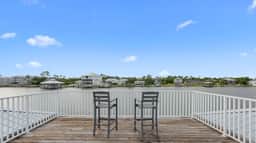 Dreamy, Accessible Family Home for 12 with Elevator Access, Balcony, Fire Pit, Community Pool, Boat Dock! - Image 3