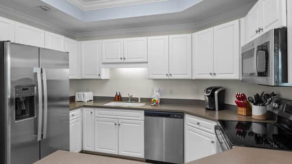 Bayfront Condo with Lazy River, Indoor Pool, Jacuzzis, and Community Boat Dock, Plus Redeem in Free Activity Deals Daily! - Image 5